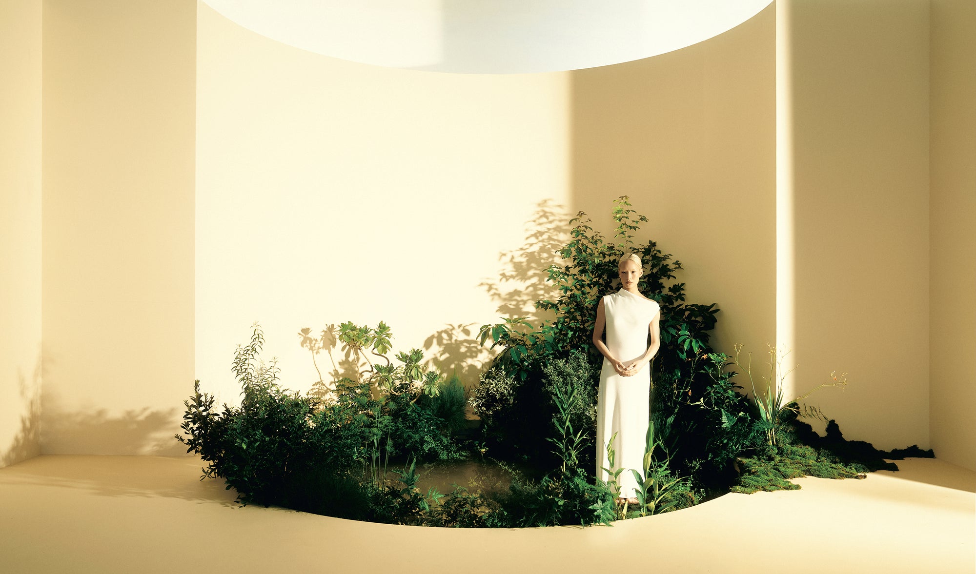 A sense of pause and weightlessness in a movement