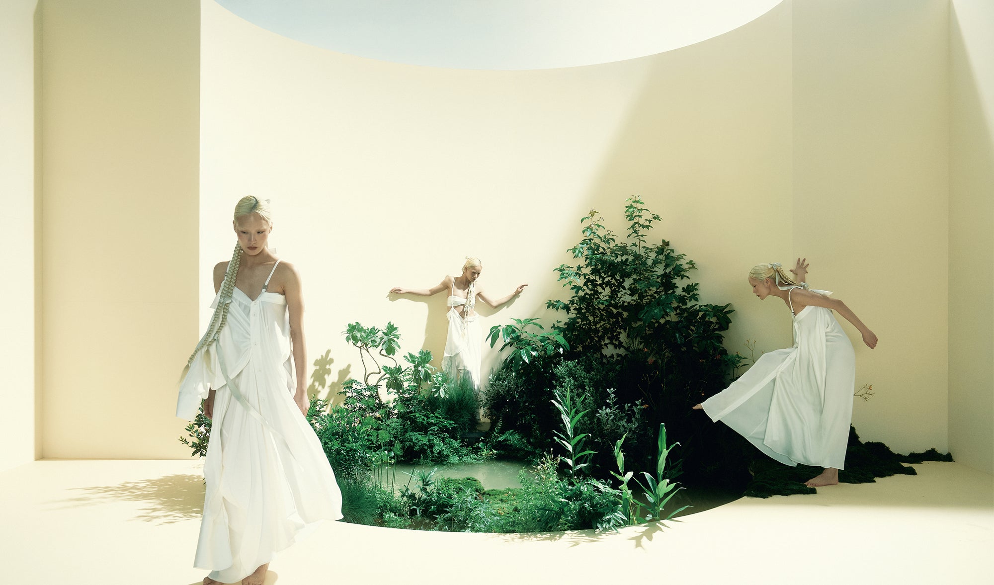Spiral movements, flowing, curving, the engagement of the entire body